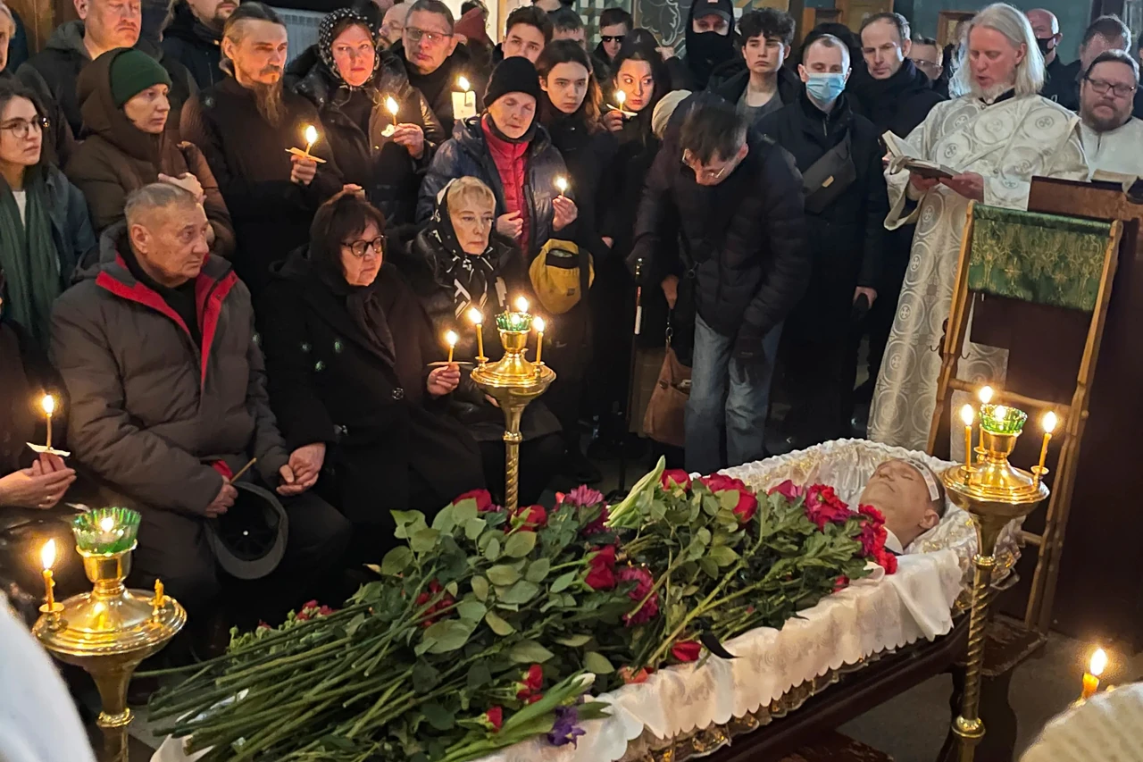 Чому покійника не можна залишати одного: традиції та сенс звичаю