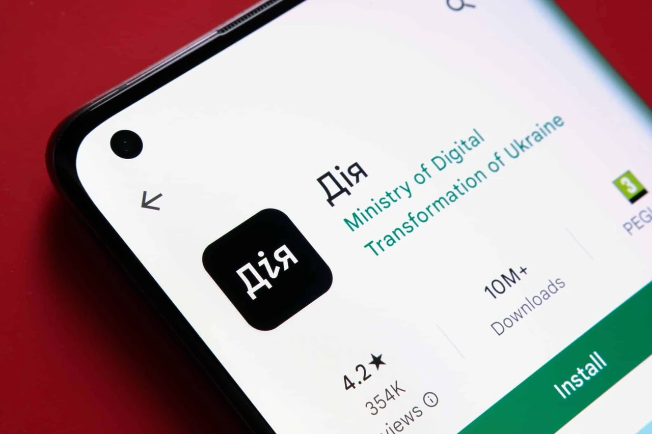 Як встановити Дію на телефон: повний гайд для Android та iOS у 2026 році