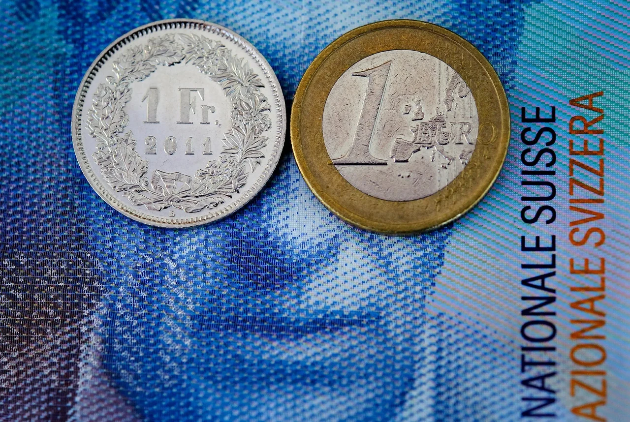 Какая валюта в Швейцарии: франк, а не евро