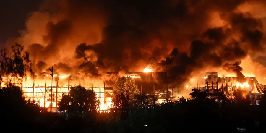 Масований балістичний удар по Києву: 17 загиблих, витік аміаку